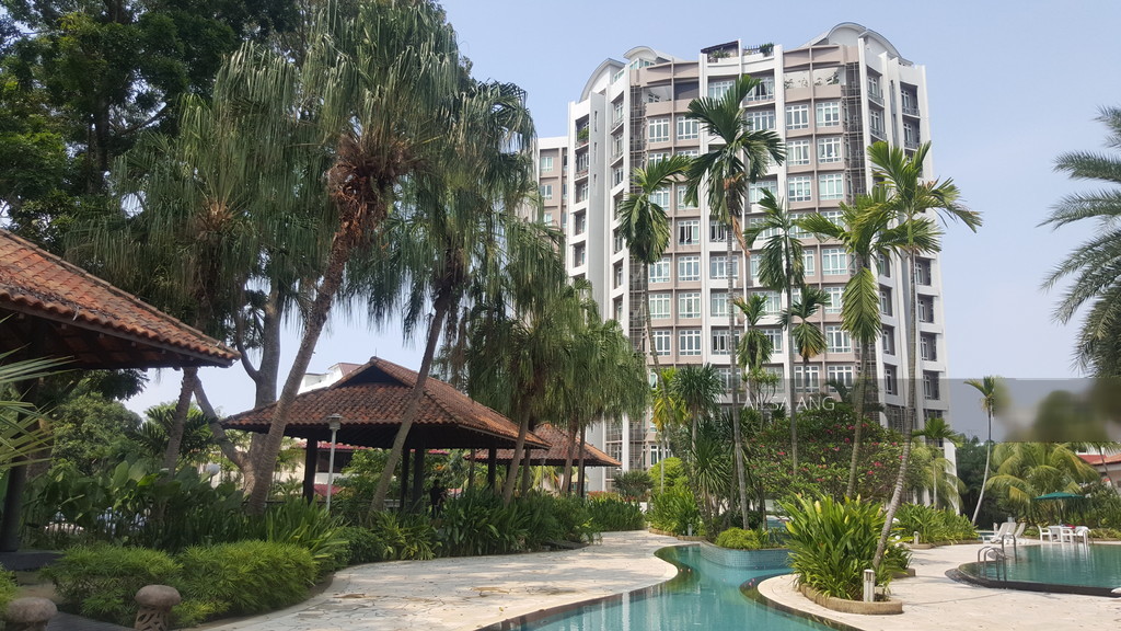 The Heliconia (D14), Condominium #143317182